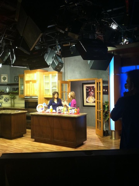 Tess Rafols and Michelle Dudash, RD on 3TV Talking Best and Worst Kids Drinks 