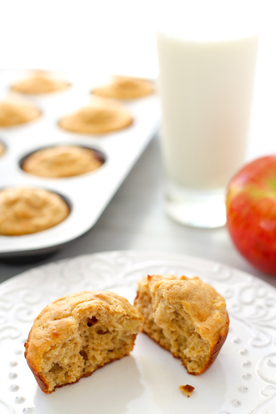 Apple Cinnamon Whole-Grain Pancake Muffins